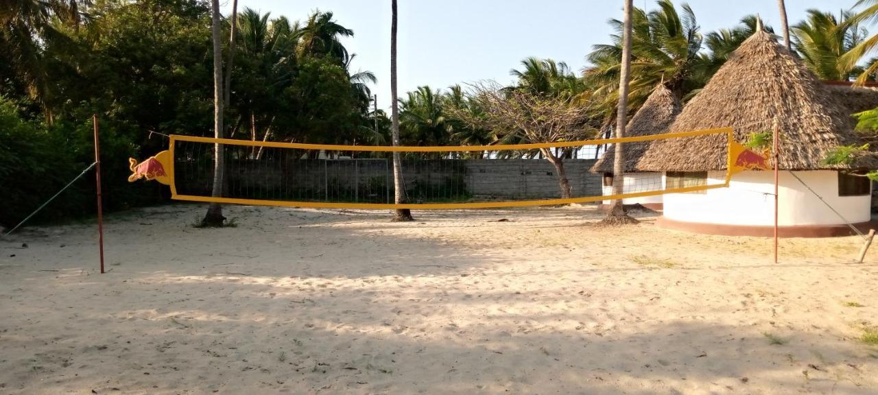 Funky Squids Beach Resort Bagamoyo Exterior photo