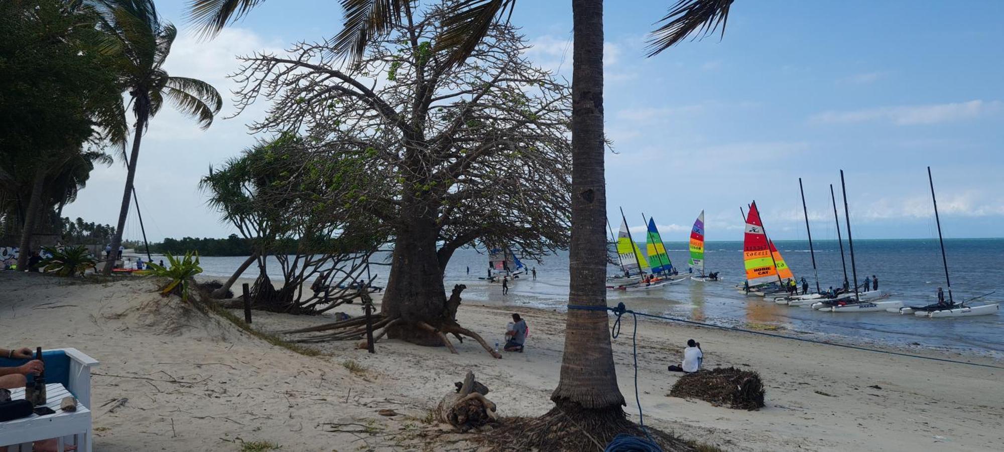 Funky Squids Beach Resort Bagamoyo Exterior photo